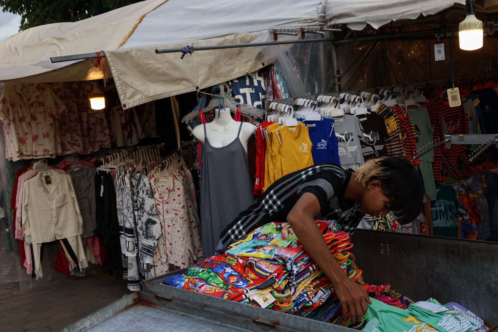 Cambodia’s economy squeezed by Thai conflict