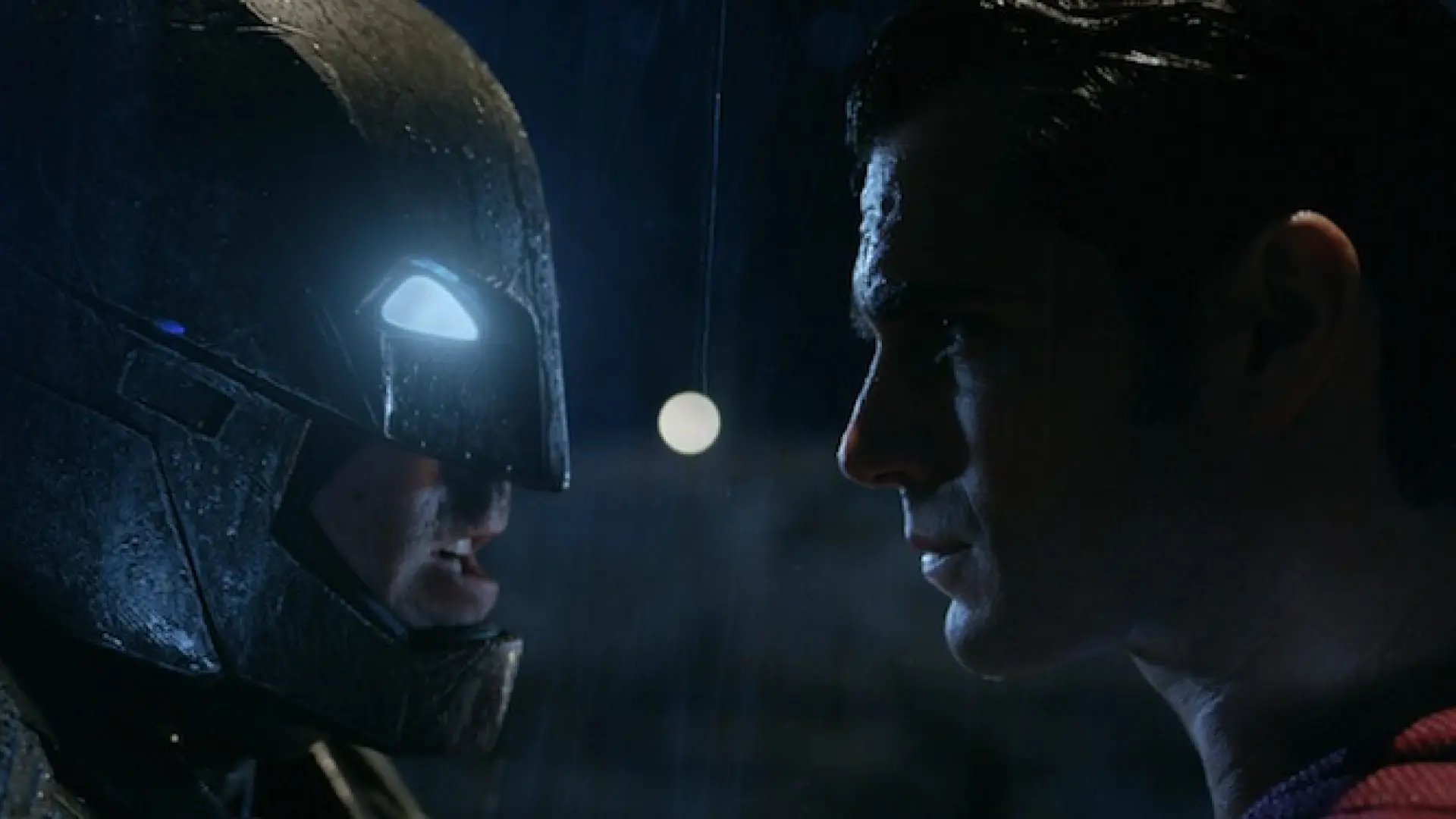 
         'Batman v Superman', 10 años después: la fallida obra magna de Zack Snyder que nunca supo lo que quería ser 
    