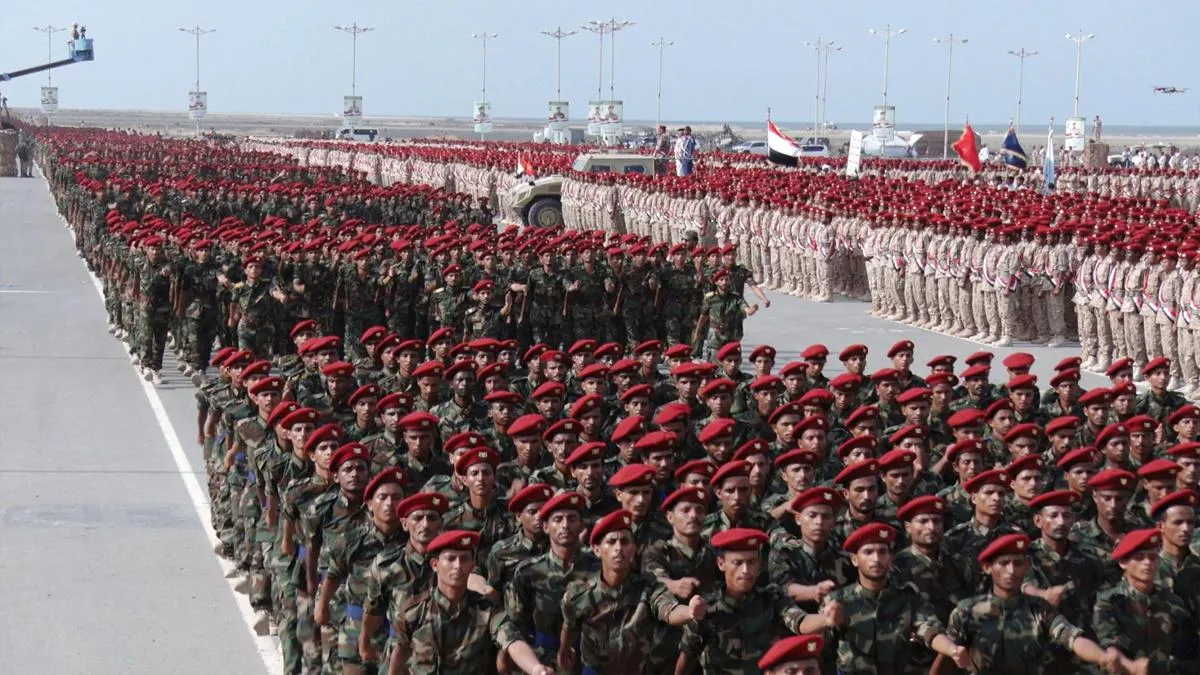 
             ¿Quiénes son los hutíes, aliados de Irán en Yemen?
         