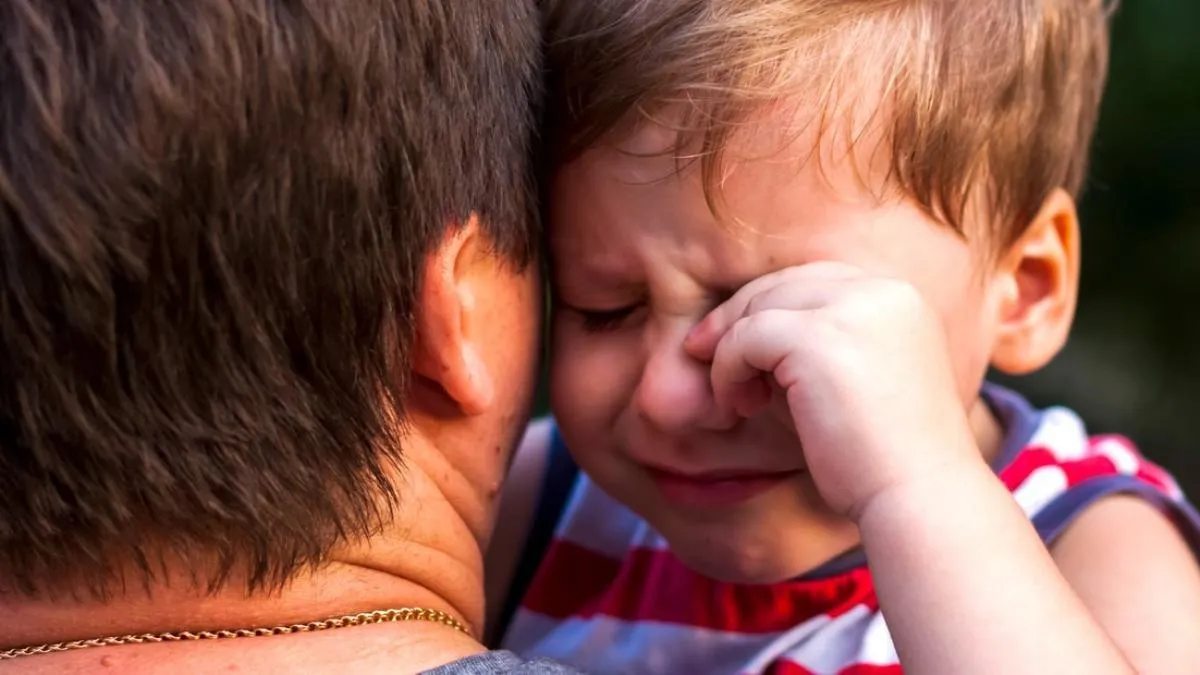 
                                       ‘FAFO parenting’, la polémica tendencia que propone que los niños “aprendan solos”
                                   