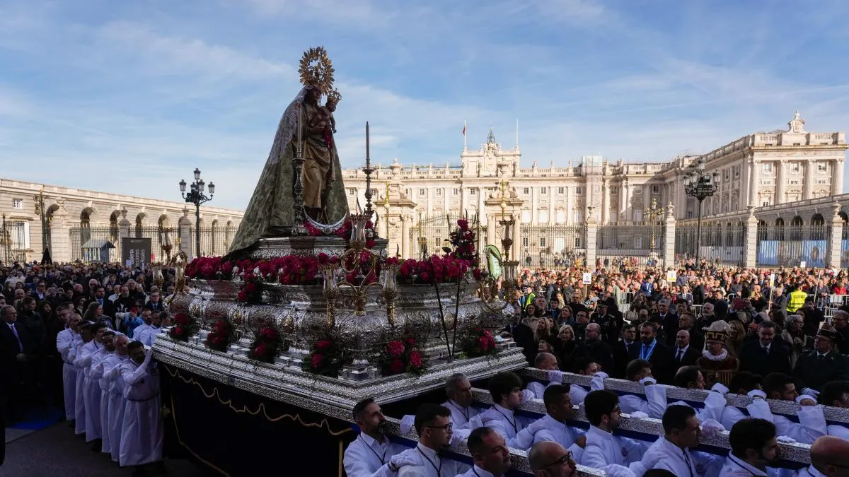 
                                                    Madrid peatonalizará temporalmente 75 calles para poder ver mejor las procesiones
                                                