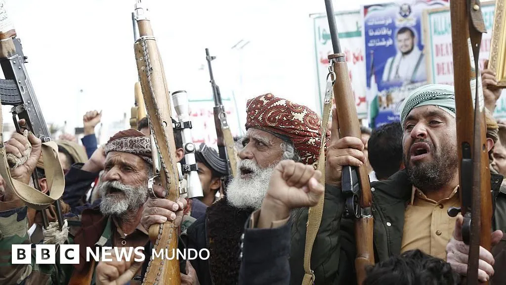 Los hutíes lanzan misiles desde Yemen contra Israel, ampliando la guerra en Medio Oriente