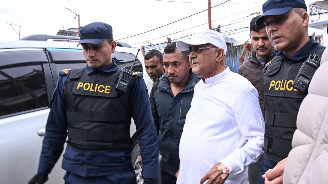 Nach Toten bei Protesten: Nepals Ex-Premier Oli festgenommen