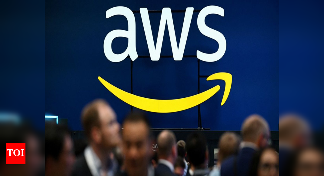 Outage post-mortem: Amazon says AWS issue resolved; root cause traced to system glitch