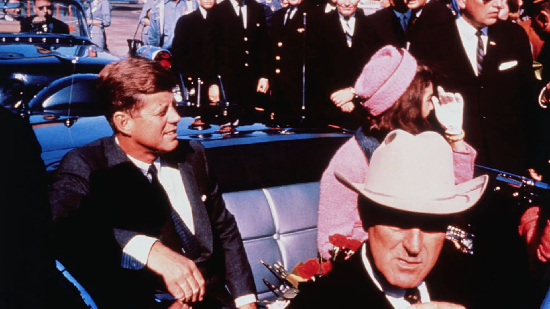 
         Ve la luz un documento de la secretaria personal de JFK que apunta a un plan de su gobierno para asesinarle 
    