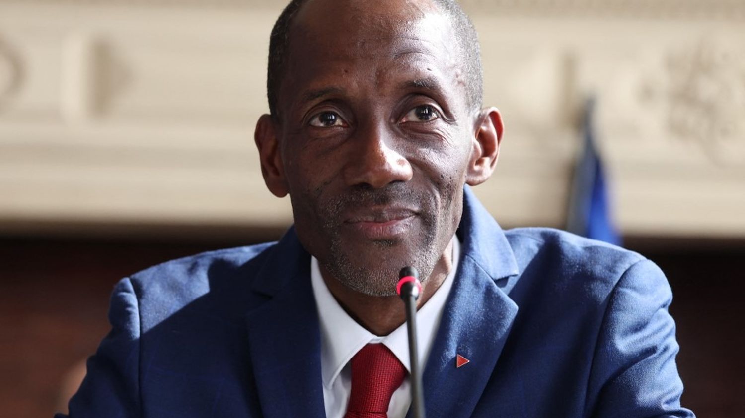 Le nouveau maire LFI de Saint-Denis, Bally Bagayoko, annonce une plainte après la diffusion d'une séquence jugée raciste sur CNews