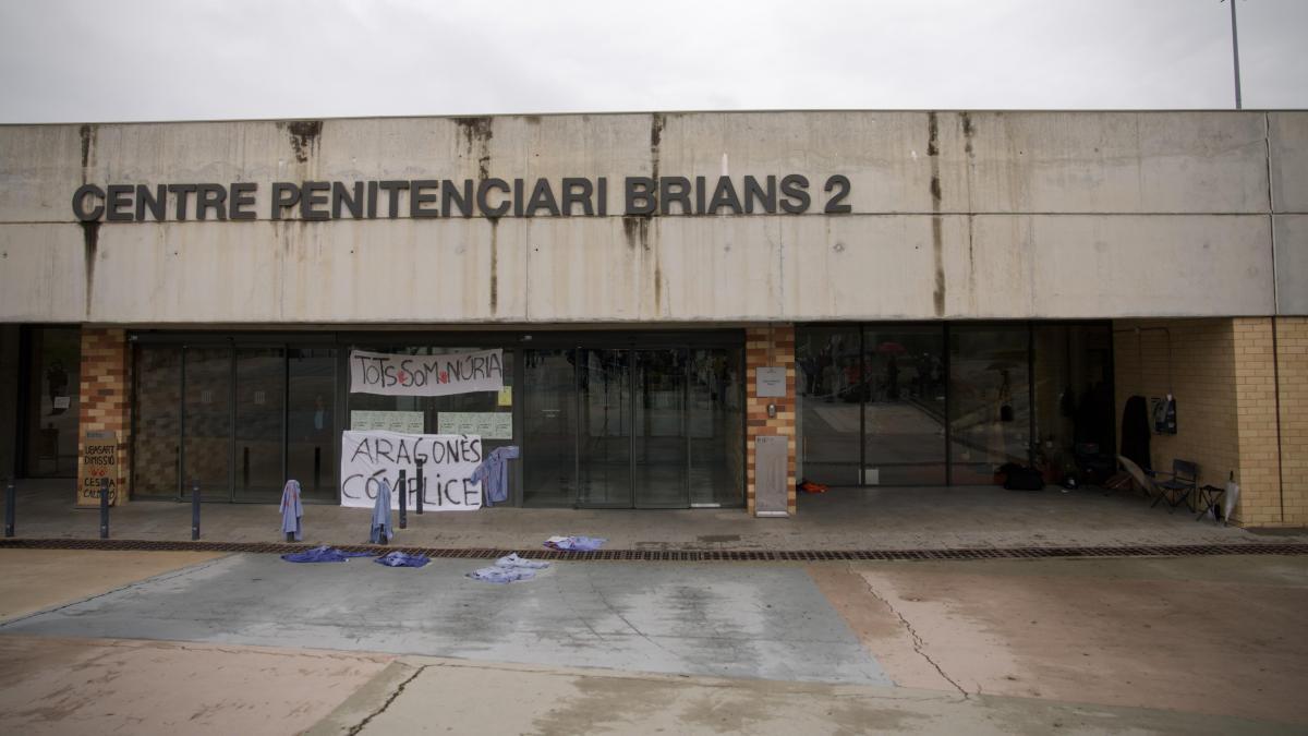 
                           El padre del bebé presuntamente maltratado es agredido en prisión
                       