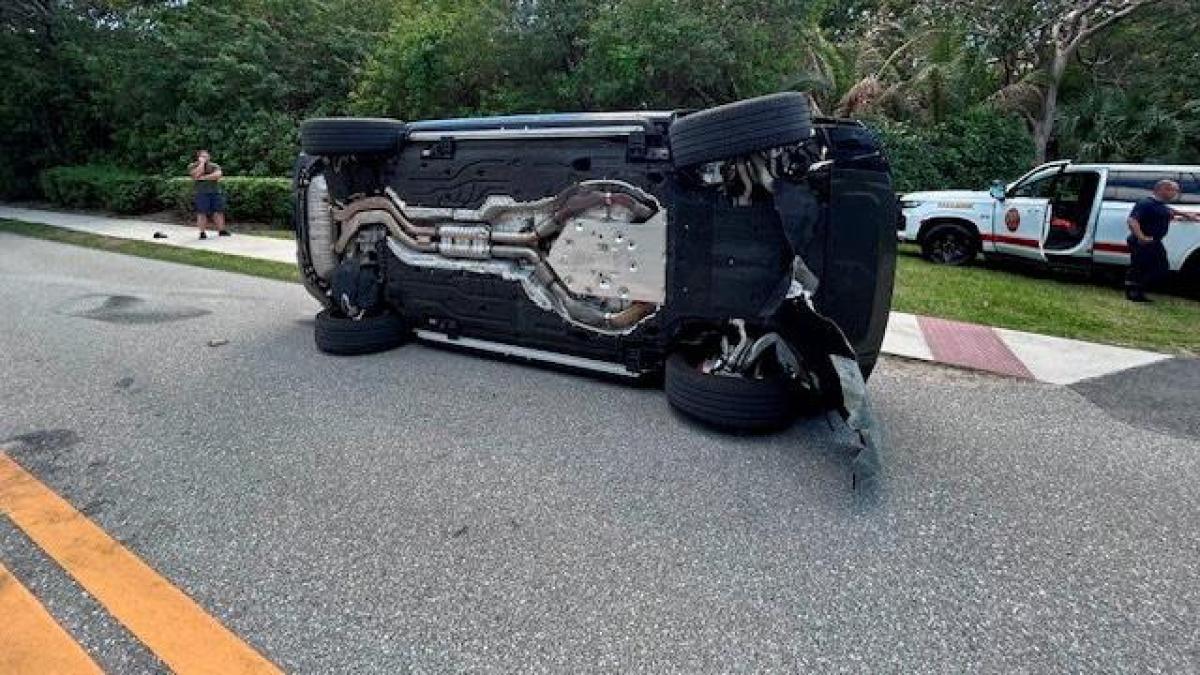 El último volantazo de Tiger Woods, de rey del golf a carne de calabozo