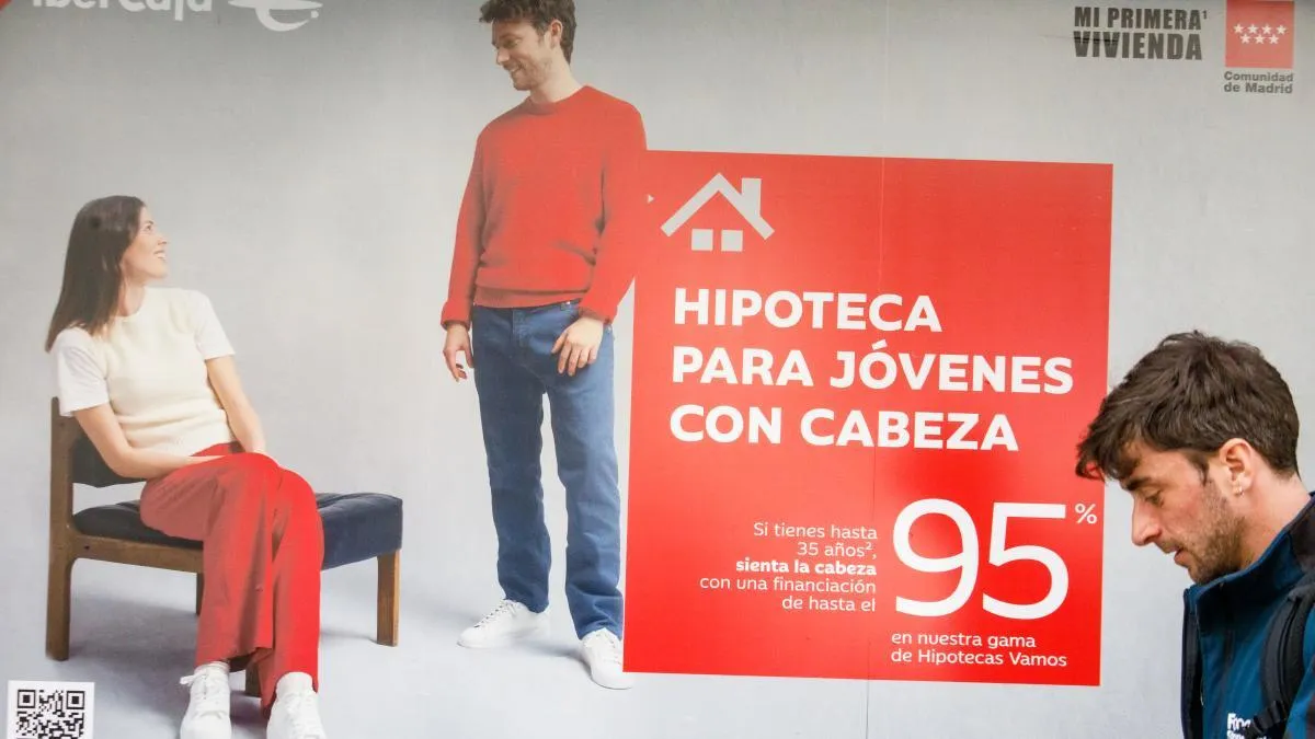 
                                                                                     Cómo hipotecarse al 100% con ayuda pública
                                                                                 