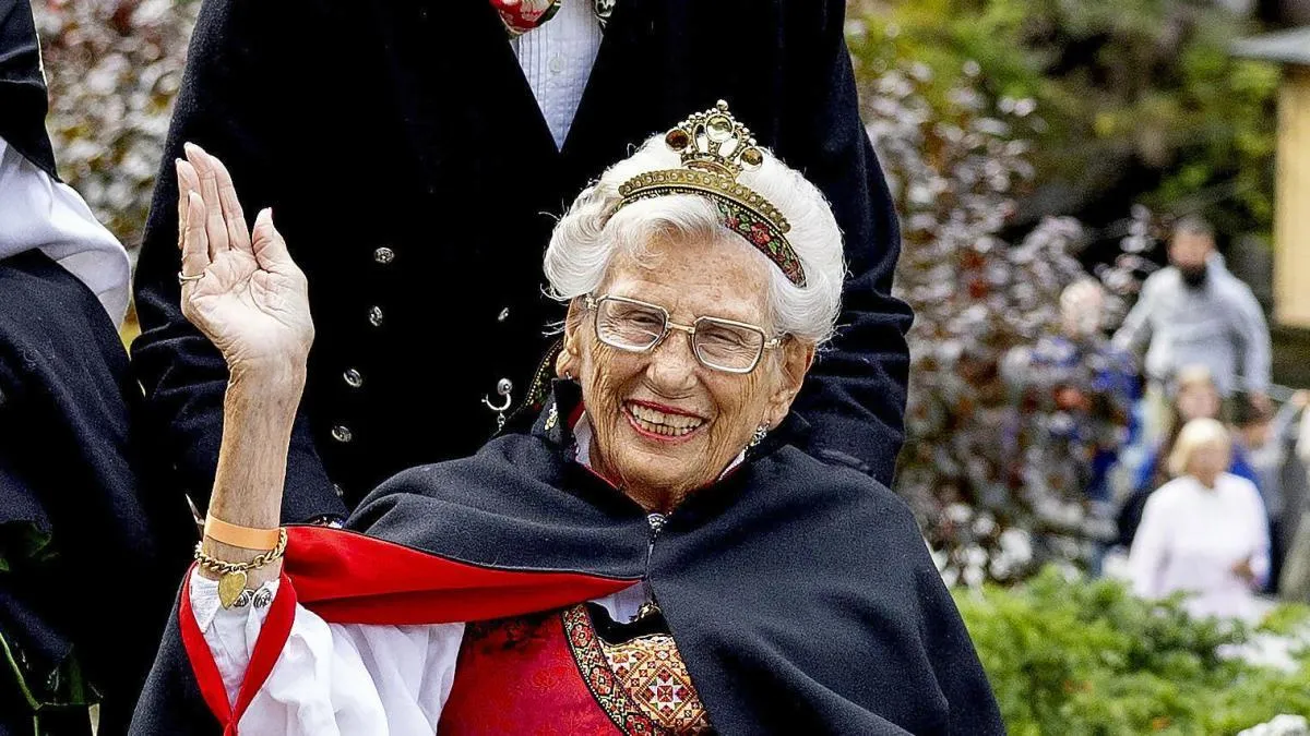 La princesa Astrid de Noruega, ingresada a los 94 años en plena crisis de la familia real