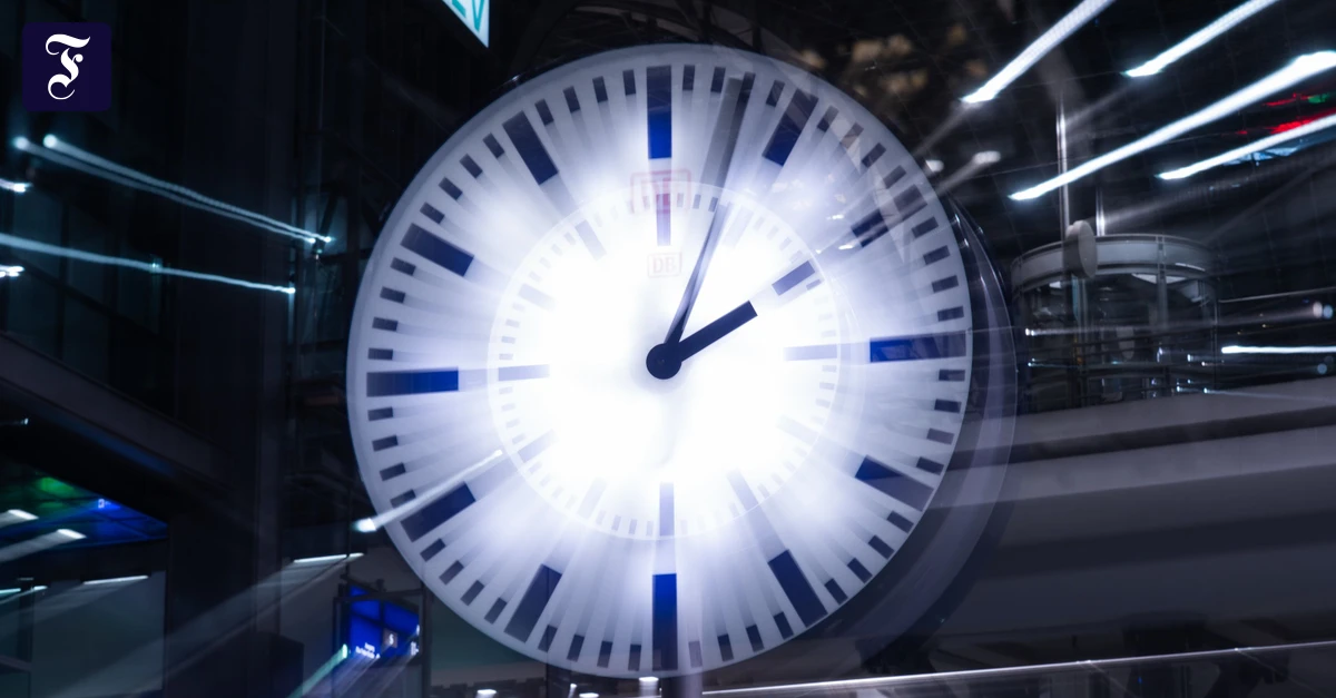 Aus 2 Uhr mach 3 Uhr: Deutschlands Uhren sind auf Sommerzeit umgestellt