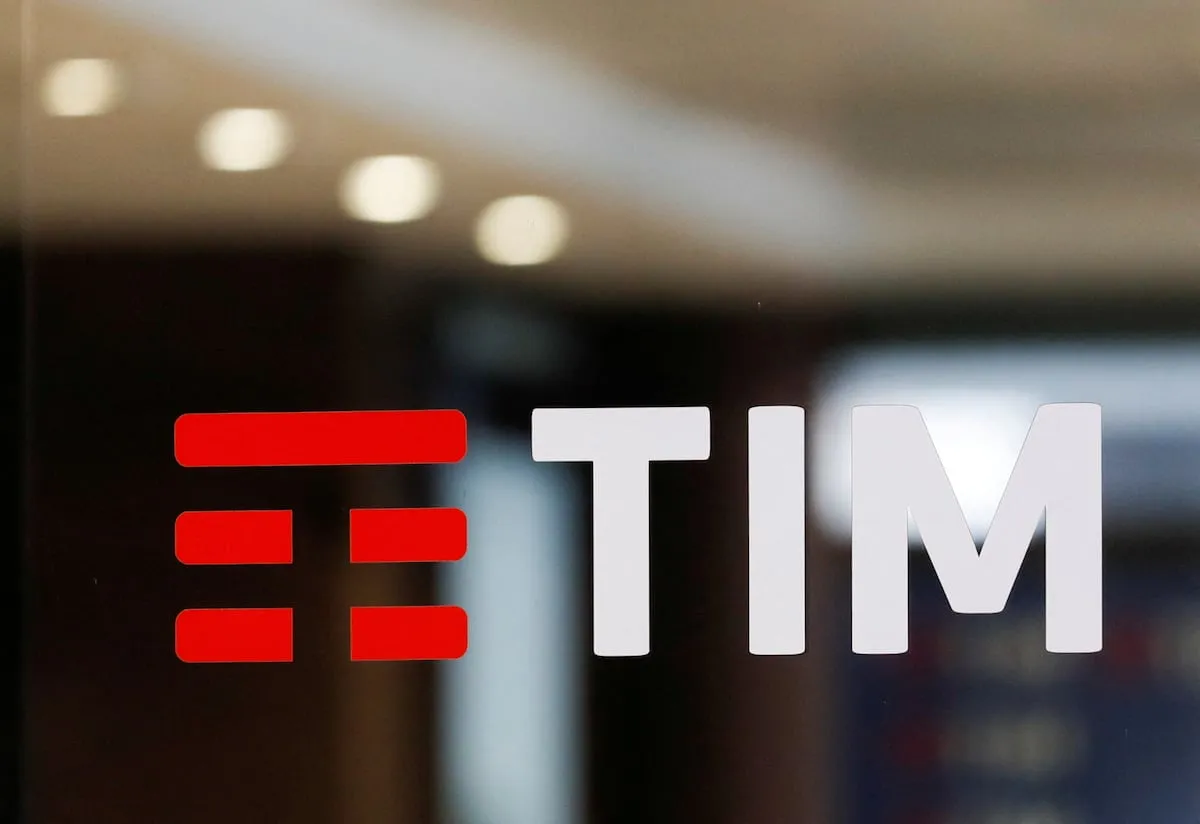 La opa de Poste Italiane sobre TIM sacude el tablero de las telecomunicaciones europeas