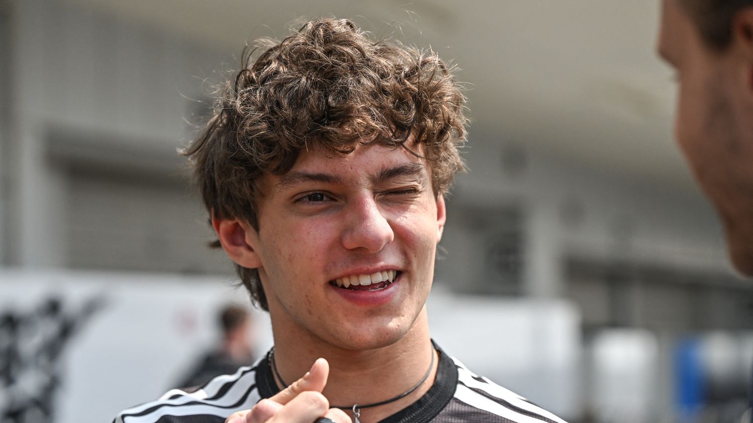 F1 : Kimi Antonelli remporte au Japon son deuxième Grand Prix d'affilée et devient leader du classement pilotes