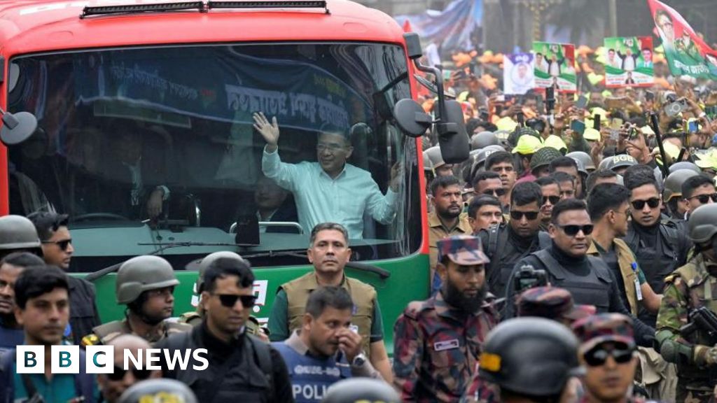 Front-runner to be Bangladesh PM returns after 17 years in exile