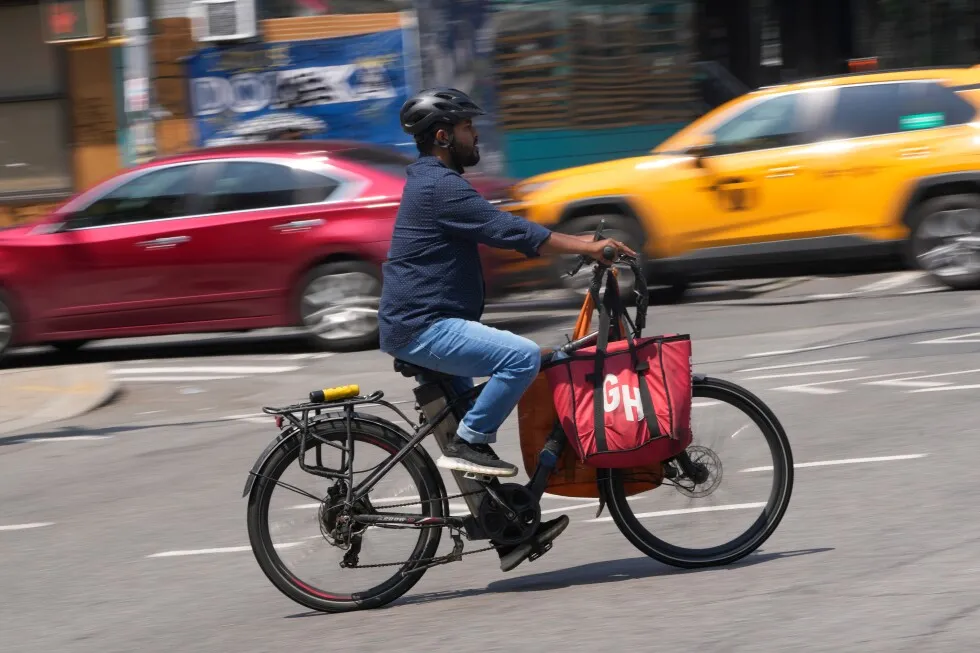 Electric bikes can be fast and dangerous. Here’s how to stay safe