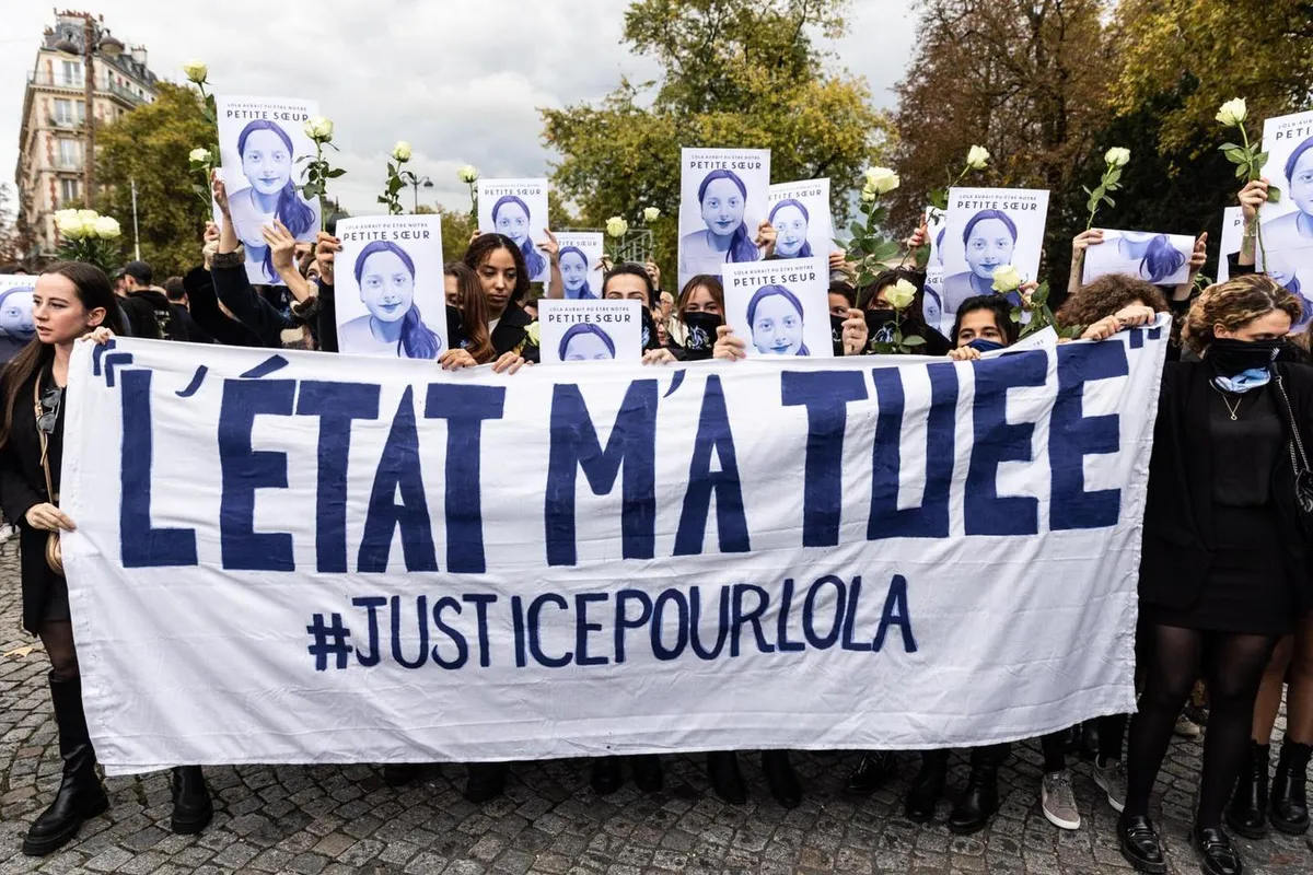 Extrême droite : sur la toile, comment les militants tissent des « francocides »