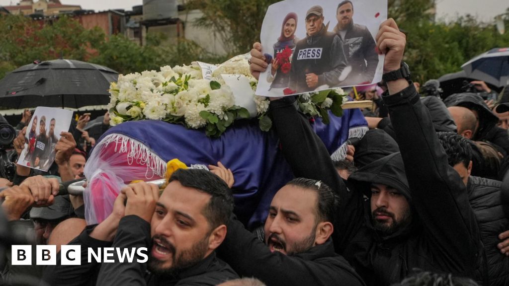 Hundreds in Beirut mourn journalists killed in Israeli strike