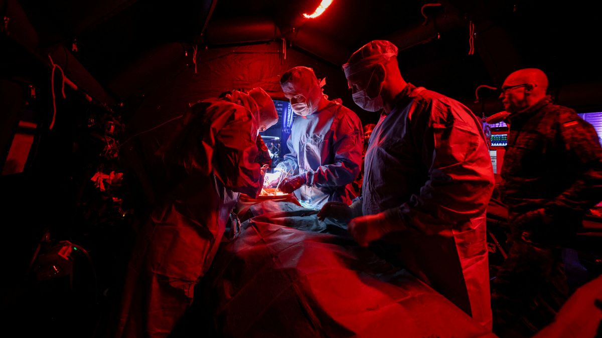 Charité-Chef Heyo Kroemer: Gesundheitssystem ist auf den Krisenfall nicht vorbereitet