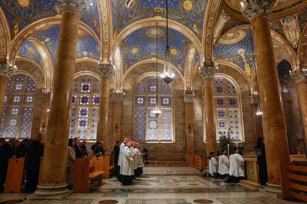 Israeli police prevent Catholic leaders from celebrating Palm Sunday Mass at Jerusalem church