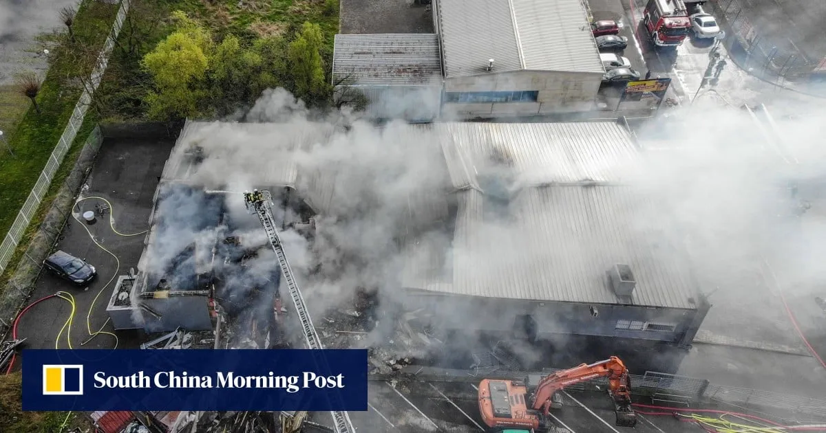 Hundreds flee as fire rips through German nightclub