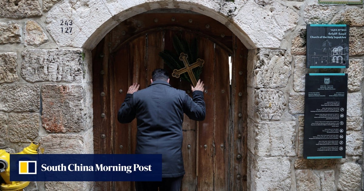 Israeli police prevent Catholic leaders from celebrating Palm Sunday mass in Jerusalem