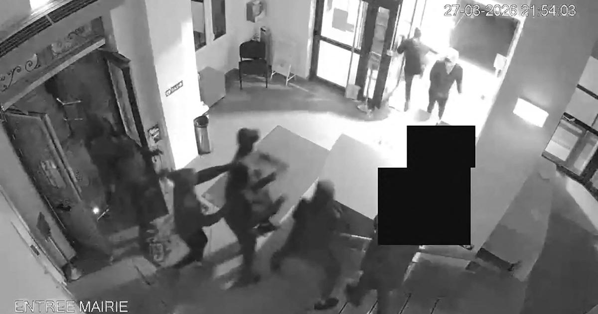 Après le saccage de la mairie de Fresnes, la piste politique est évoquée