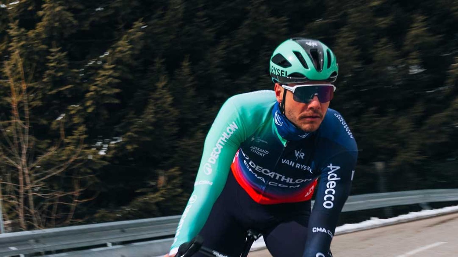 Du biathlon au cyclisme, Emilien Jacquelin va intégrer l'équipe développement de Decathlon-CMA CGM