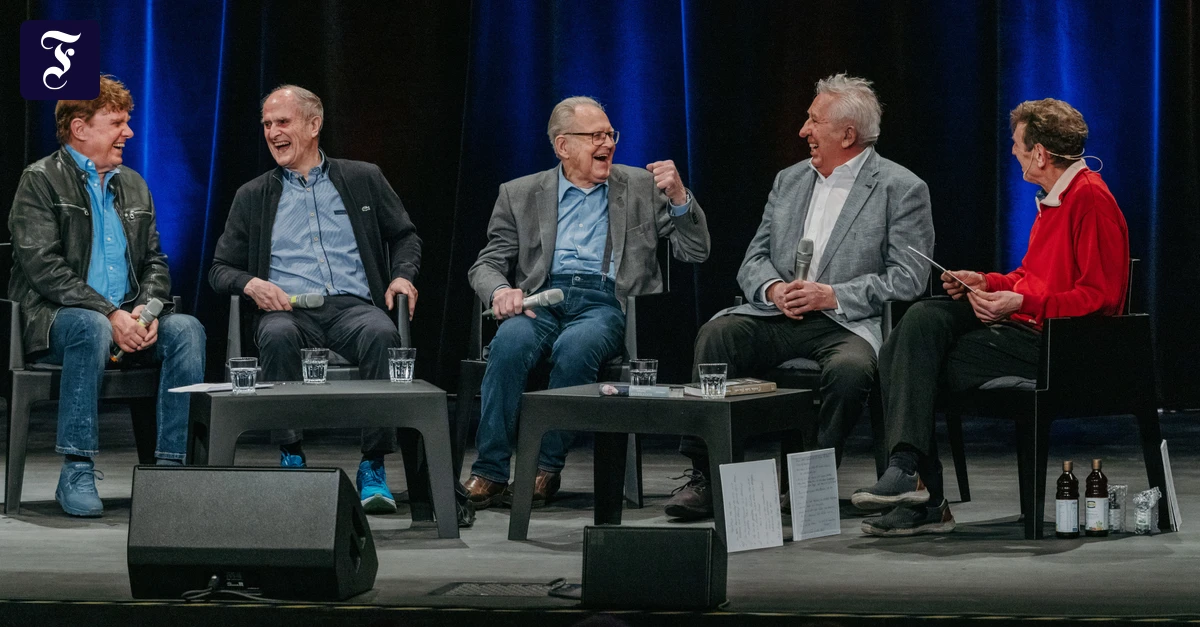 „DDR-Stammtisch“: Immer bereit für einen Abend mit Egon Krenz