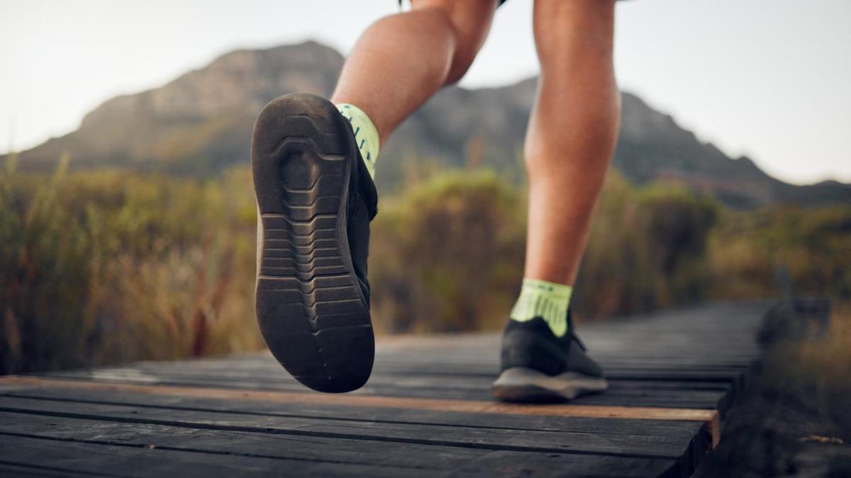 
                                                                                                                Edad, pisada y terreno: tres factores básicos a la hora de elegir calzado deportivo
                                                                                                            