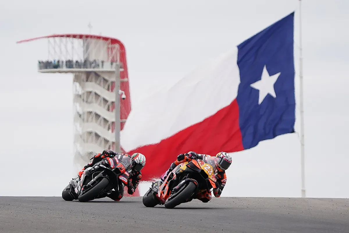 Bezzecchi vence en el GP de EEUU y recupera el liderato en MotoGP