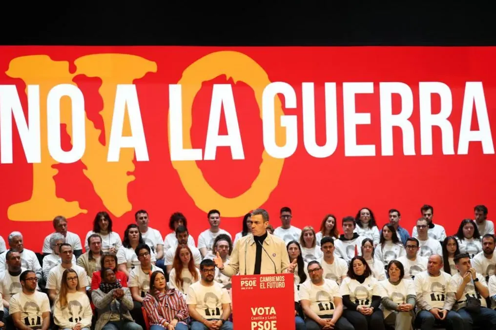 Más de 70 vuelos de EEUU en las bases de Rota y Morón mientras Sánchez proclama el 'No a la guerra'