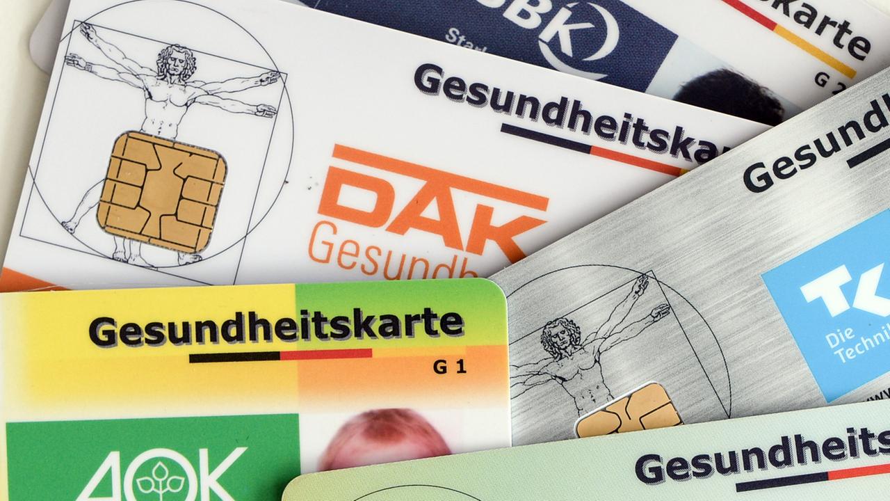Finanzlage der Krankenkassen: Worauf setzt die Kommission?