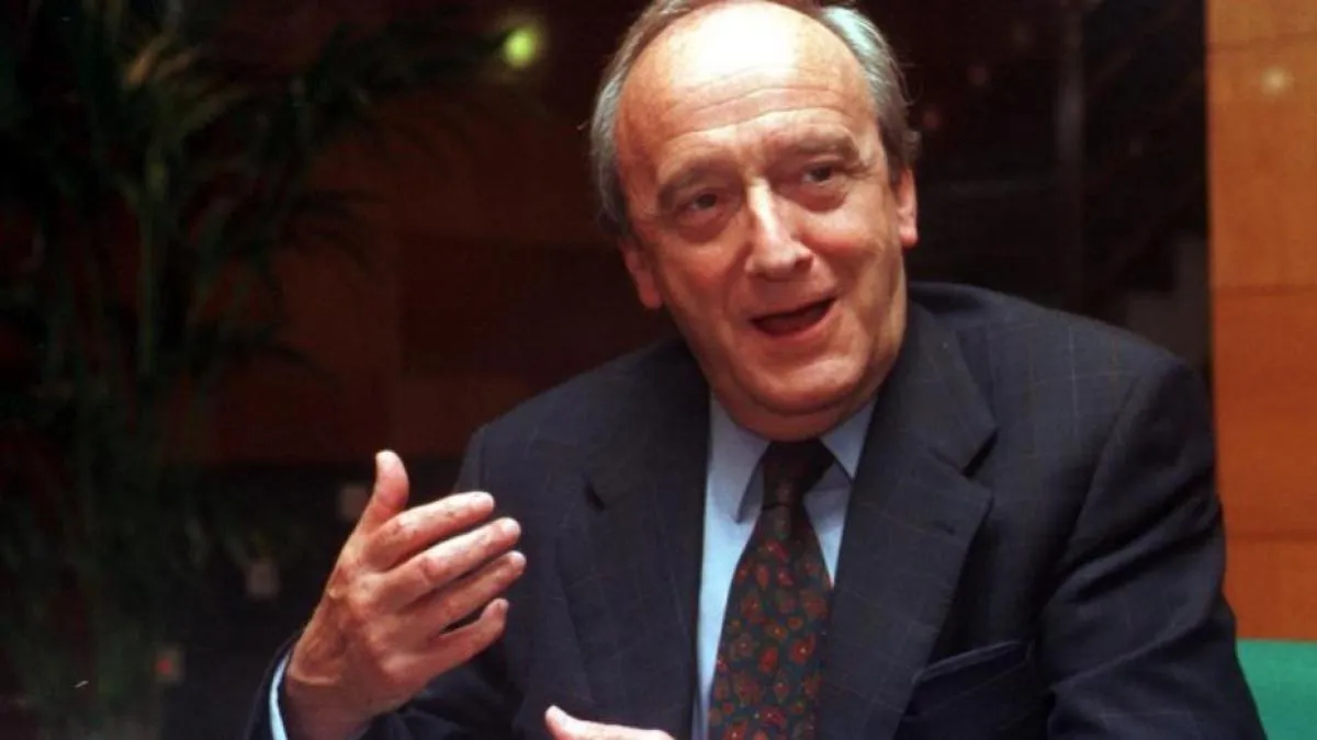 
                       Fallece el exministro socialista de Exteriores Carlos Westendorp a los 89 años
                   