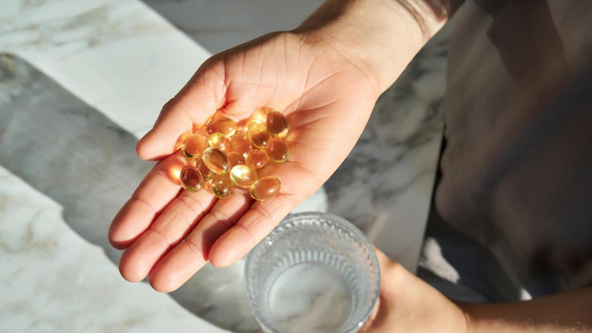 
                                                         Un multivitamínico al día ralentiza el avance del envejecimiento, según un nuevo estudio
                                                     