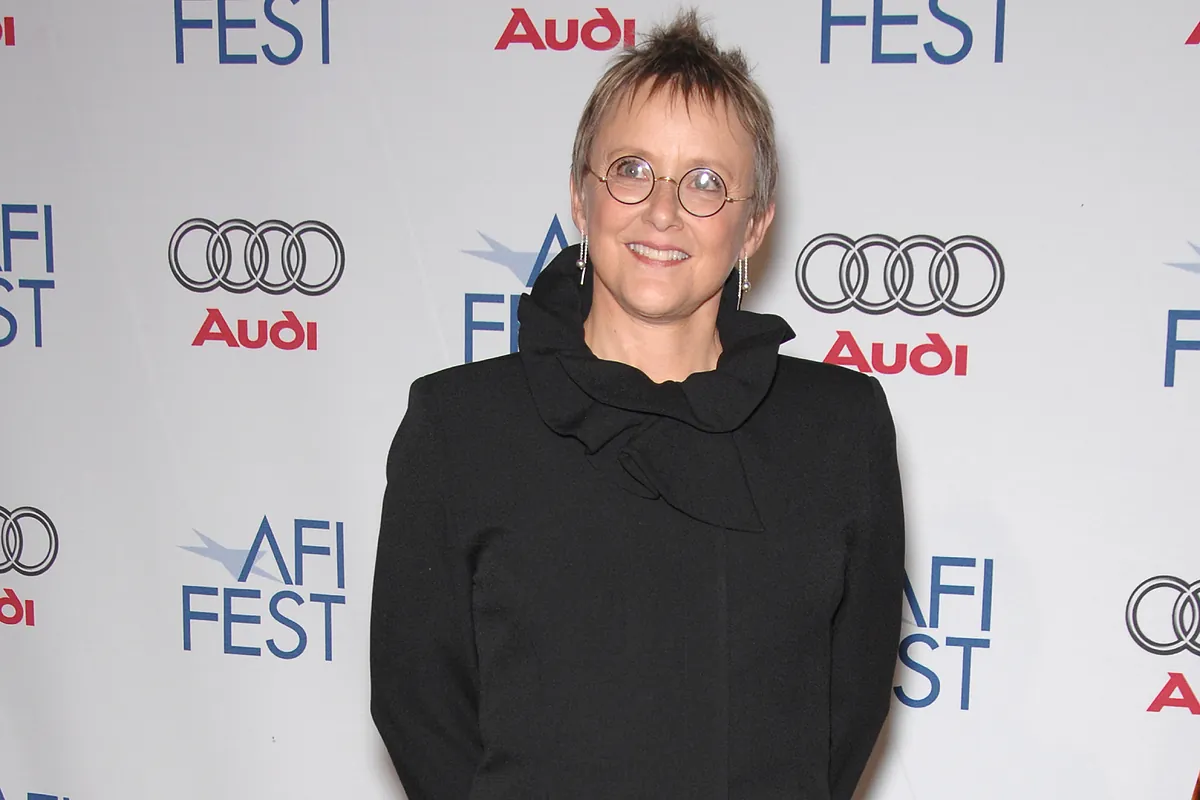 Muere Mary Beth Hurt, actriz de La edad de la inocencia,  Interiores o La joven de agua