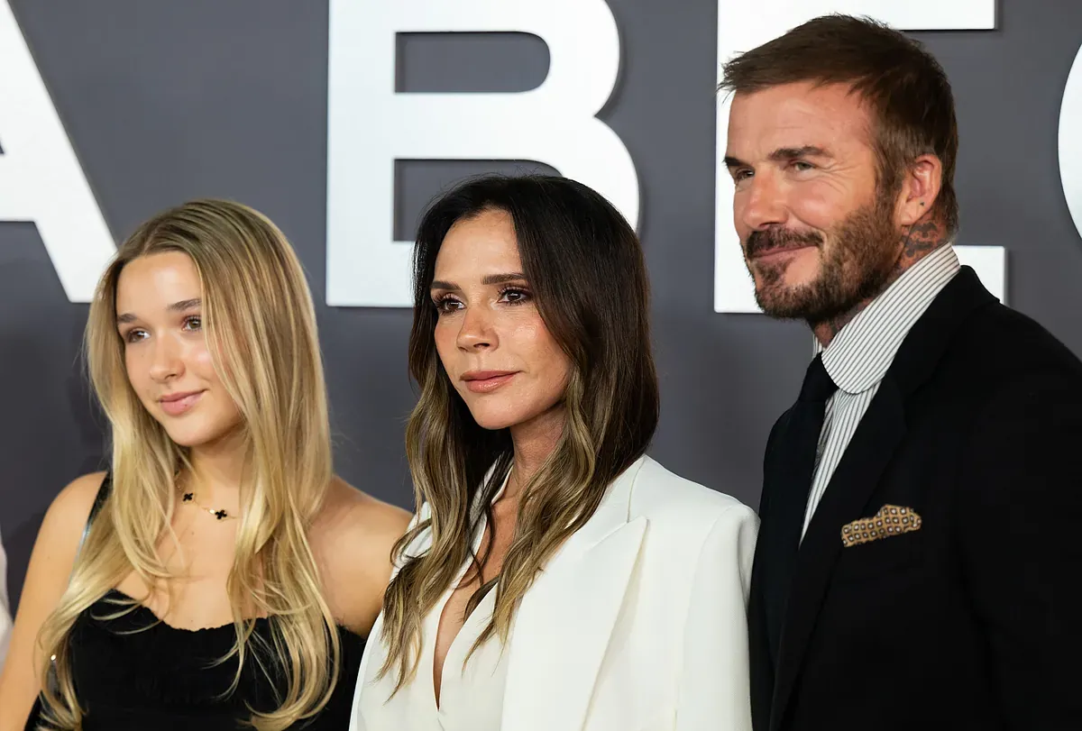 Harper Beckham, de solo 14 años, lanza su propia línea de belleza con apoyo de sus padres Victoria y David