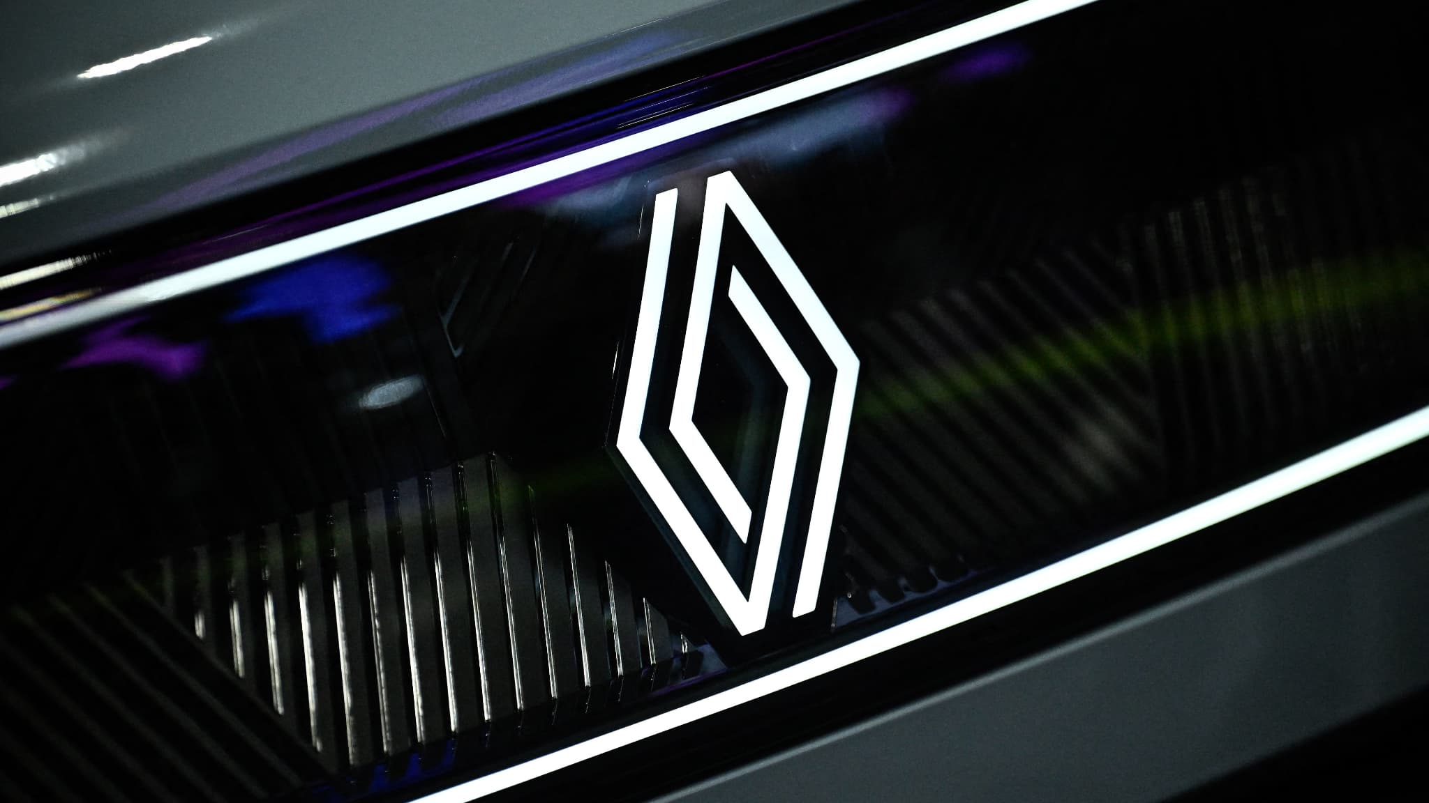 Après le drone aérien, Renault confirme travailler sur des modèles terrestres militaires et civils