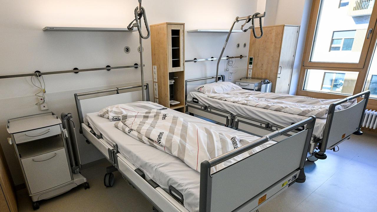 Expertenkommission sieht Milliarden-Sparpotenzial bei Krankenkassen