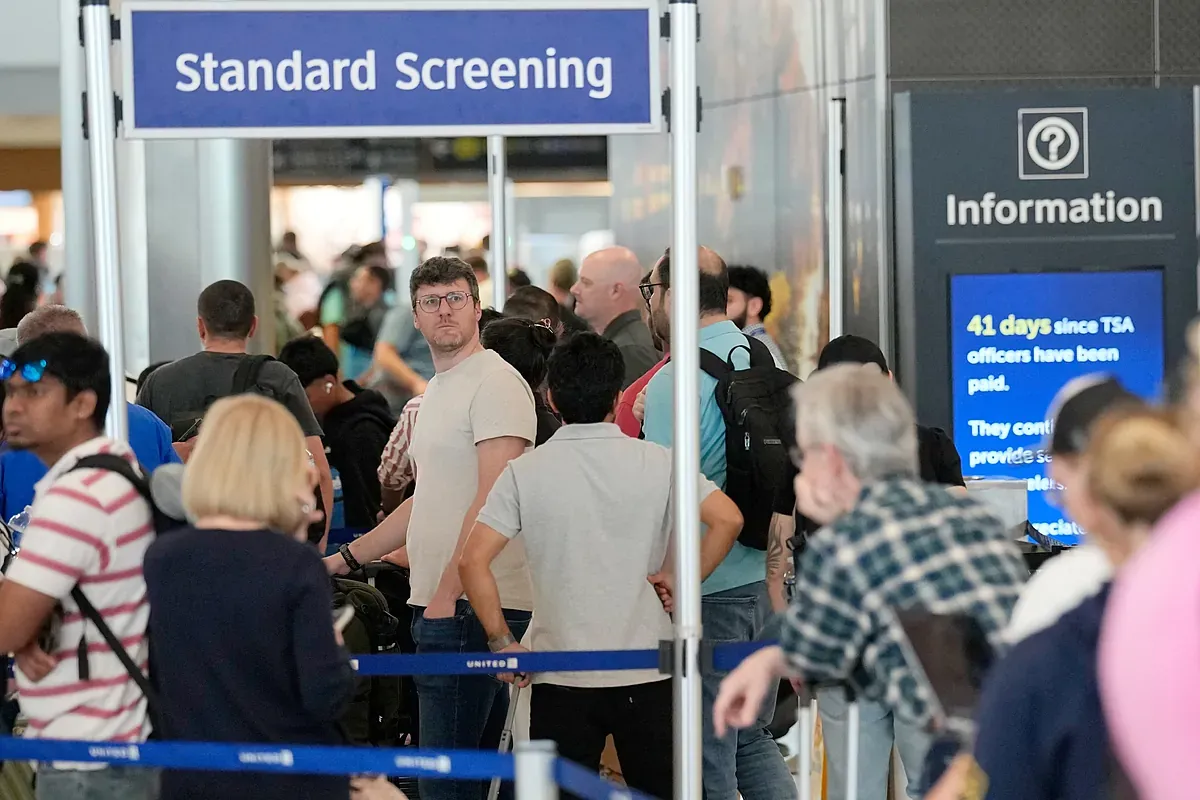 Los aeropuertos prevén colas de más de dos horas en Semana Santa para el visitante extranjero