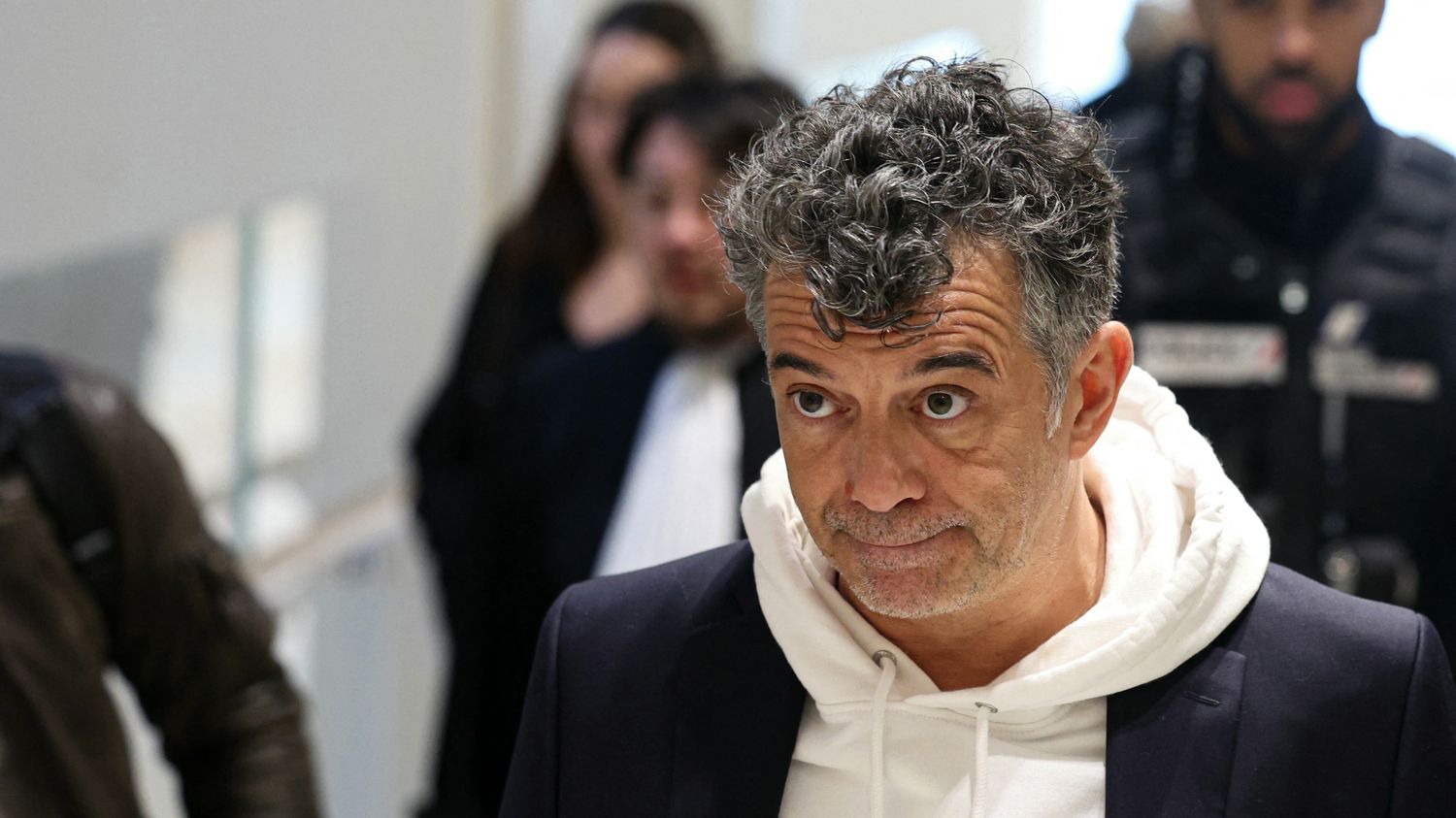 Stéphane Plaza sera jugé en appel du 26 juin au 1er juillet pour "violences habituelles" sur d'anciennes compagnes