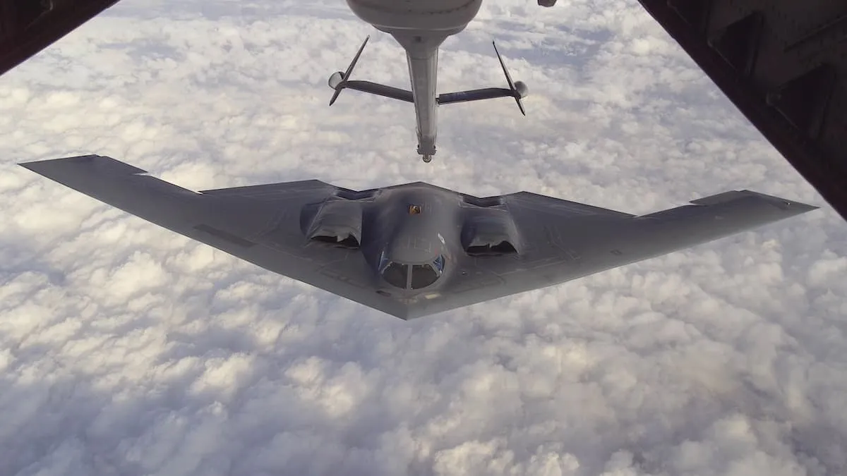 "Vous avez triplé vos achats d'armes aux États-Unis, vous êtes un faux pacifiste !": le débat est explosif à Madrid après la fermeture par l'Espagne de son ciel aux avions militaires américains