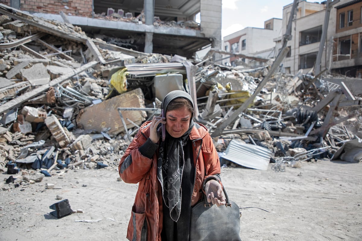 Trump eleva las amenazas contra Irán pese a presumir de progresos en las negociaciones