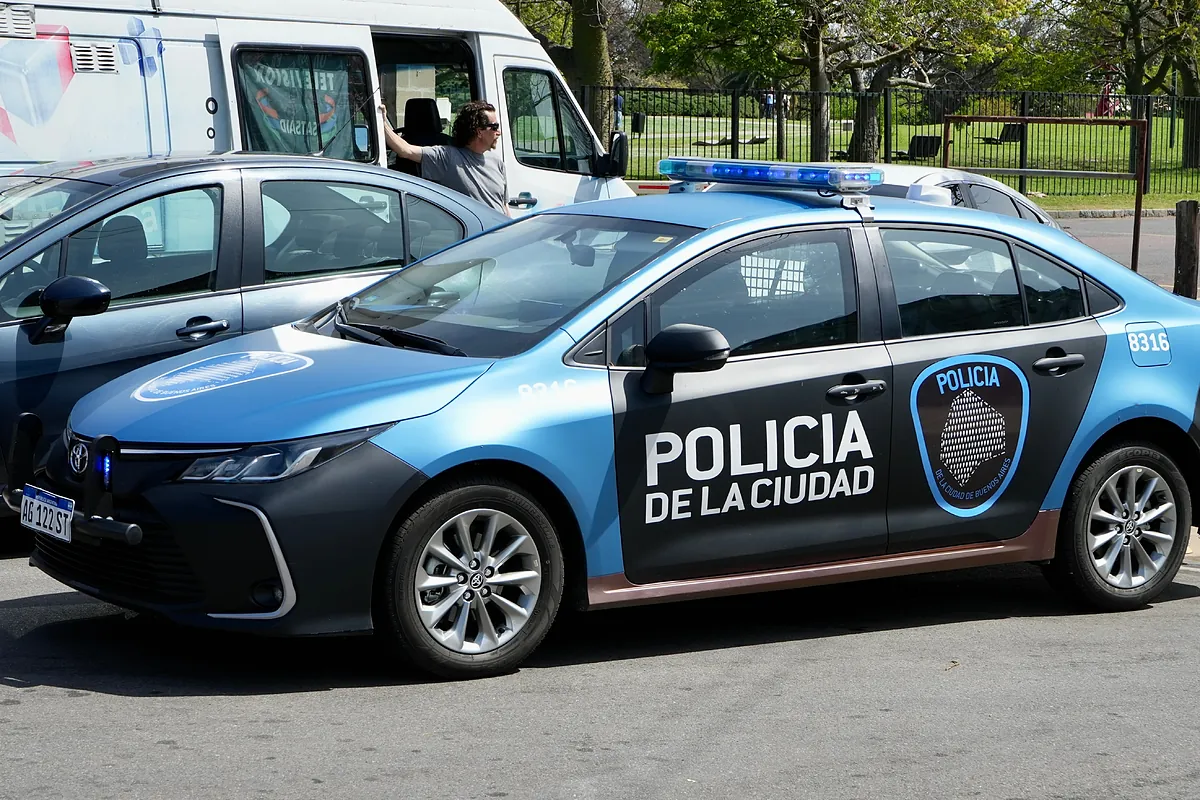 Un alumno de 15 años mata a un compañero y deja heridos a otros ocho con una escopeta en un colegio de Argentina