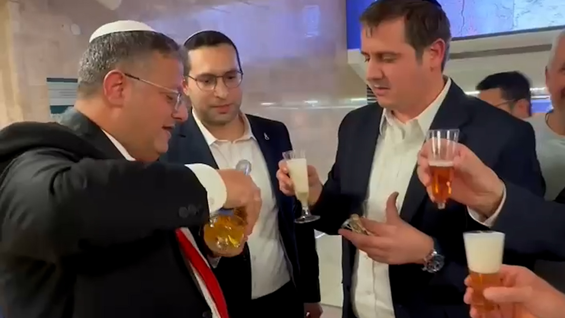 Israeli Knesset approves death penalty for Palestinians