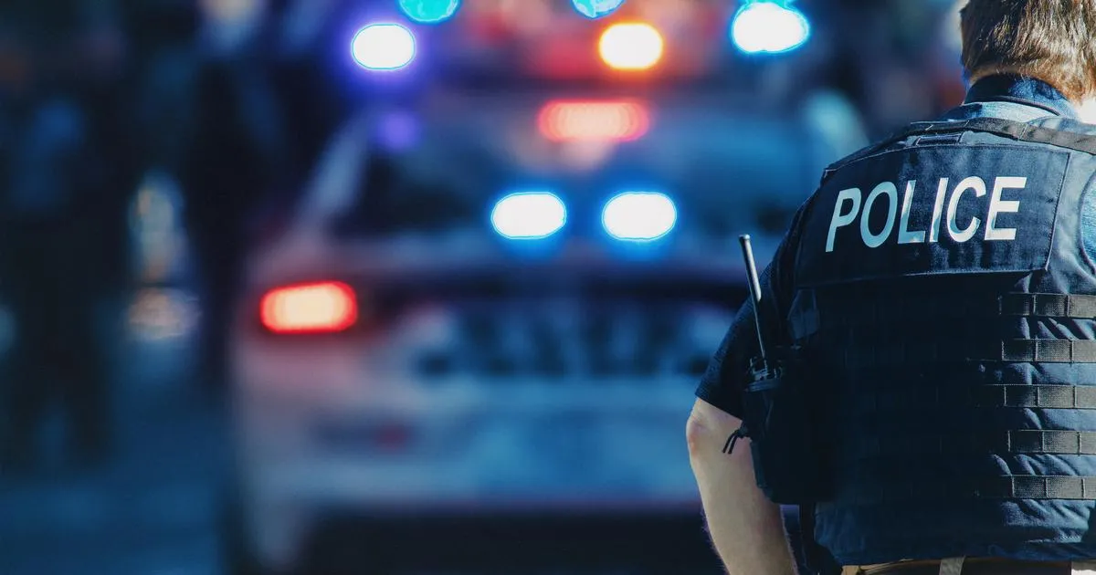 États-Unis : un adolescent de 15 ans tire sur une professeur et se suicide au Texas