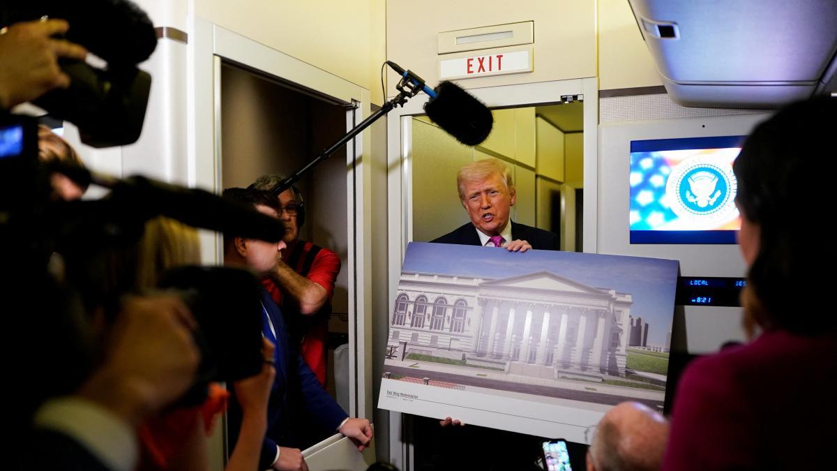 
           Más cerca de la invasión
       