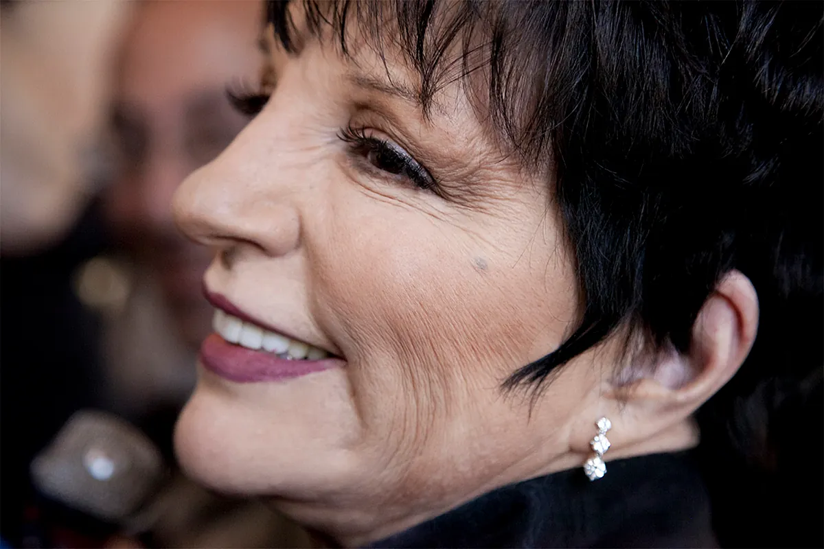 Liza Minnelli: "Lady Gaga me humilló en la gala de los Oscar. Me obligó a ir en silla de ruedas y me hablaba como si fuera idiota"
