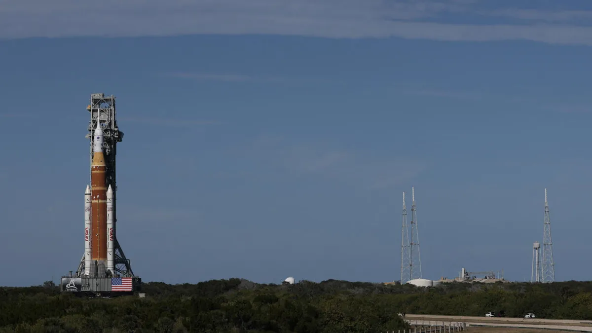 Artemis II: l'histoire du lanceur SLS, qui va envoyer l'équipage d'Orion vers la Lune