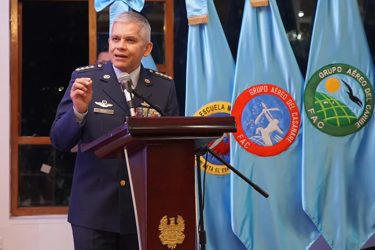 Petro pide la cabeza del jefe de la Fuerza Aérea tras el choque por el accidente con 69 militares muertos
