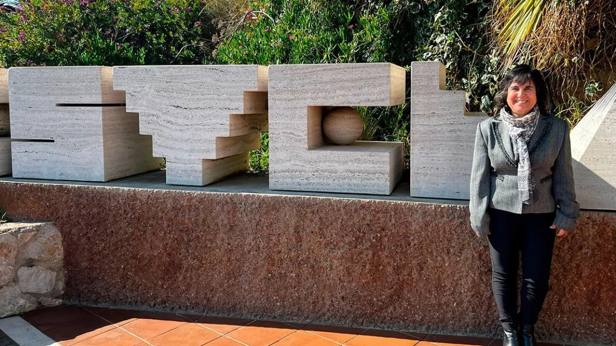 
                                                                           El hotel de Sitges donde cada habitación es una obra de arte
                                                                       